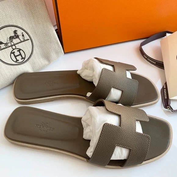HERMES H ORAN SANDALS ETOUPE EPSOM LEATHER FLIP FLOPS SHOES FLAT